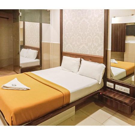 Gurukripa Nx Lodging By Wb Inn Thane Exterior foto